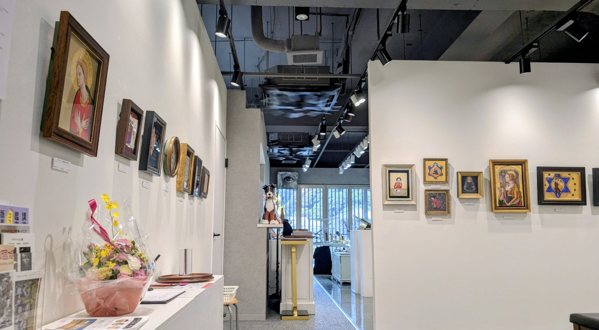 鎌倉ヴィヴァン店舗内